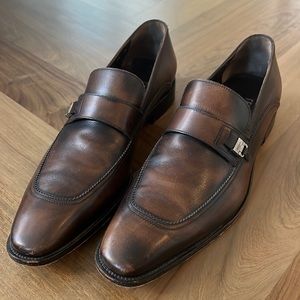 Men’s Ferragamo slip on loafers